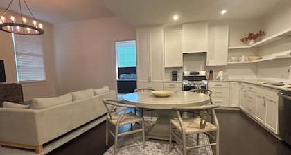 Cozy 2-bedroom condo in enjoyable Serenbe