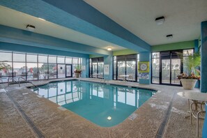 Piscina interna, piscina externa