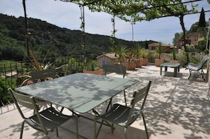 Terrace/patio - Les Terrasses de la Roque Alric (La Roque-Alric)