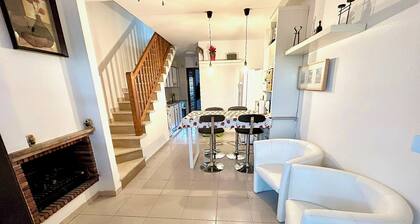 Private swimming pool, Wifi, Barbecue and "Les Tres Cales" beaches at 0,8 miles