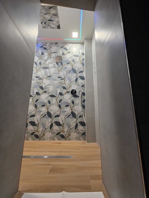 Shower, hair dryer, bidet, towels - MAISON de CIRO (Gragnano)