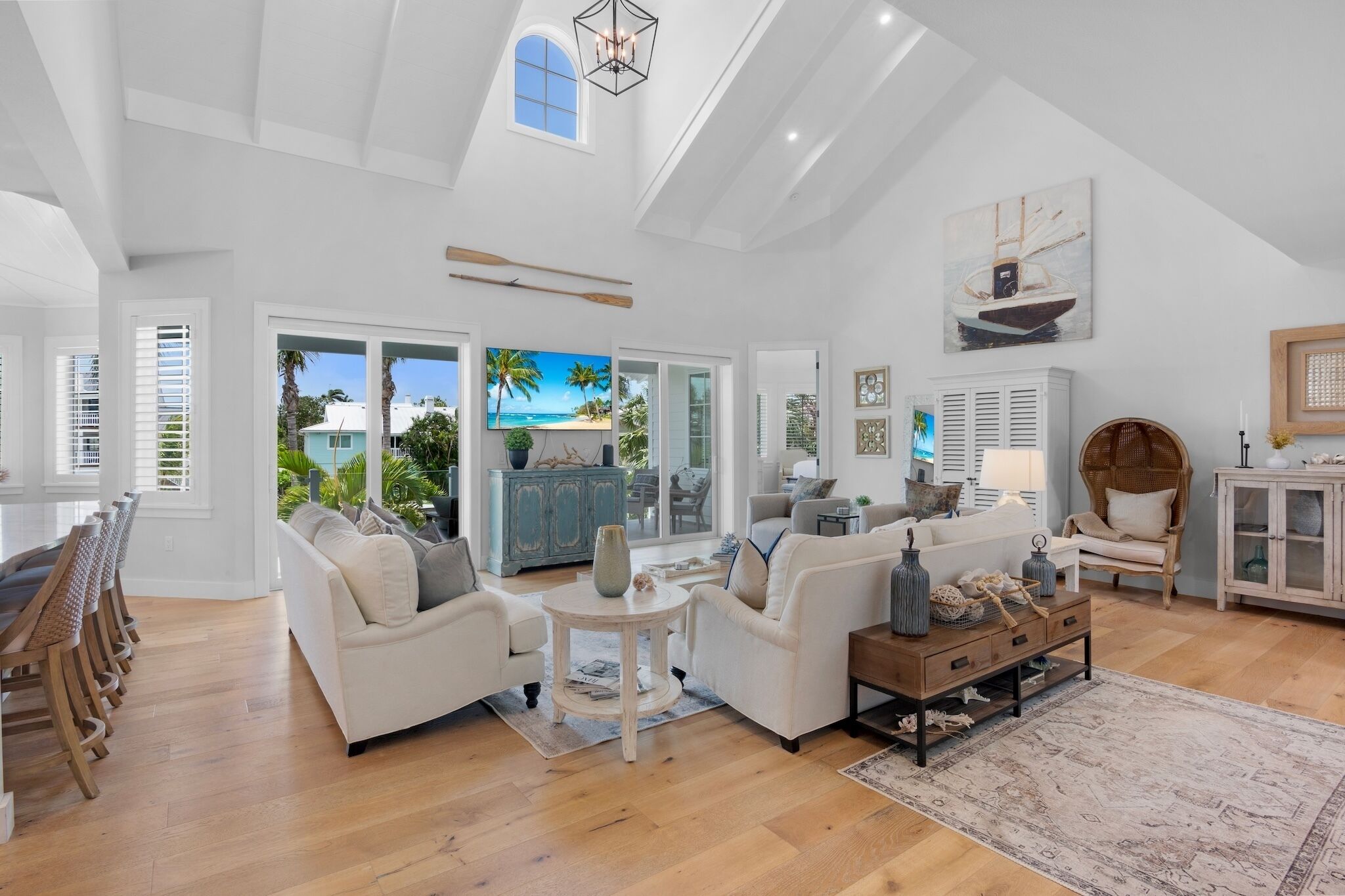 Smart TV, table tennis, offices