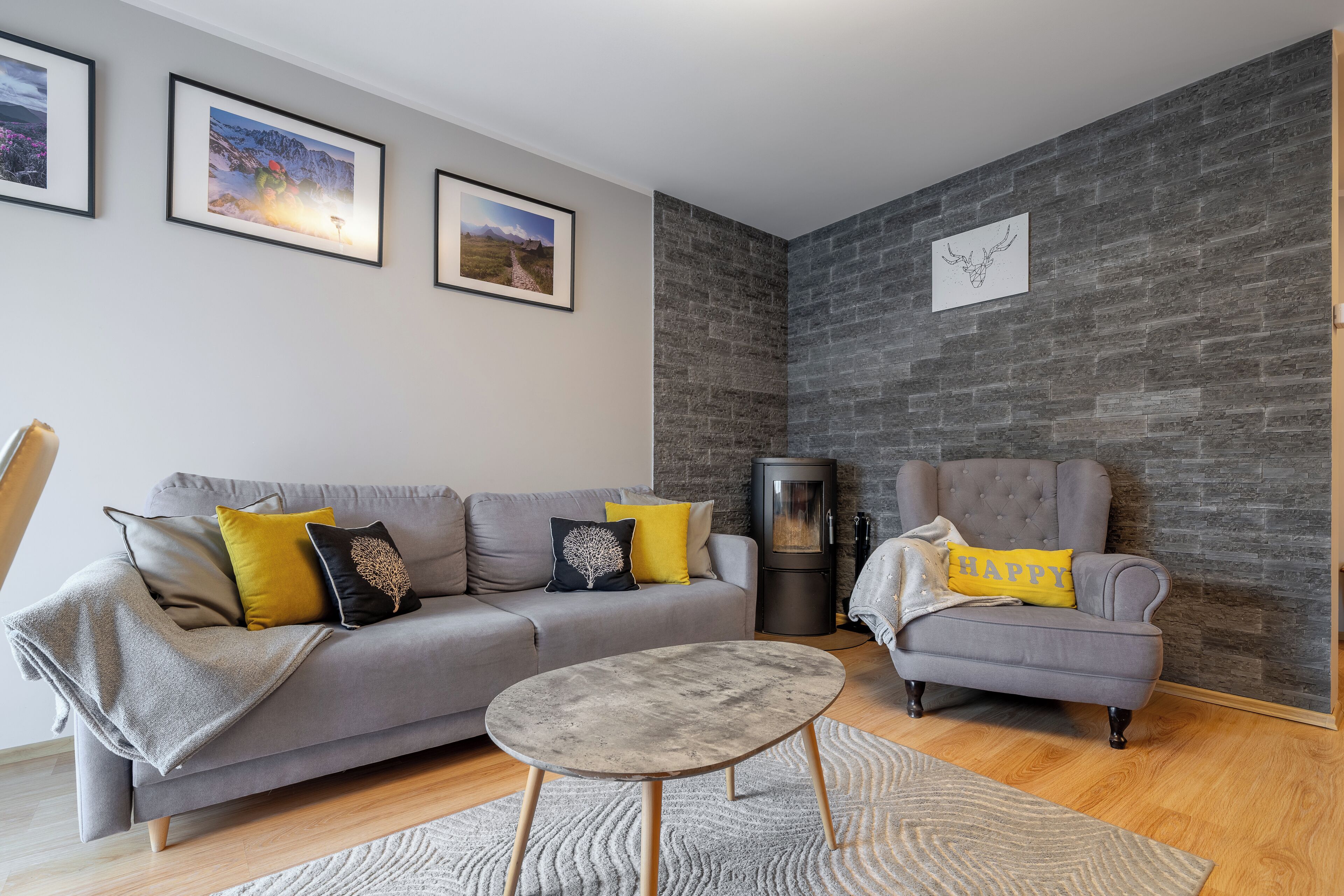 Apartamento, vista para a montanha | Sala de estar