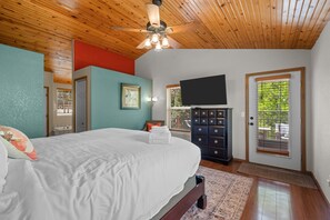 4 bedrooms, free WiFi, bed sheets