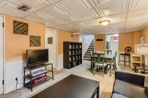 Smart TV, books