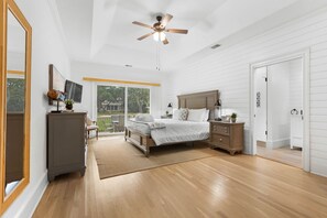 5 Schlafzimmer, Bügeleisen/Bügelbrett, Reisekinderbett, WLAN
