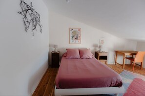 4 間睡房、熨斗/熨衫板、免費 Wi-Fi、床單