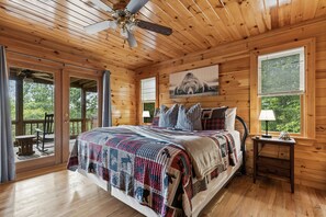 3 soverom, strykejern/-brett, wi-fi (inkludert) og sengetøy