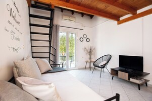 Estúdio superior, vista para o jardim | Wi-Fi de cortesia