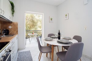 Apartamento, 2 quartos, vista para o jardim | Wi-Fi de cortesia