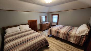 4 habitaciones, wifi gratis y ropa de cama