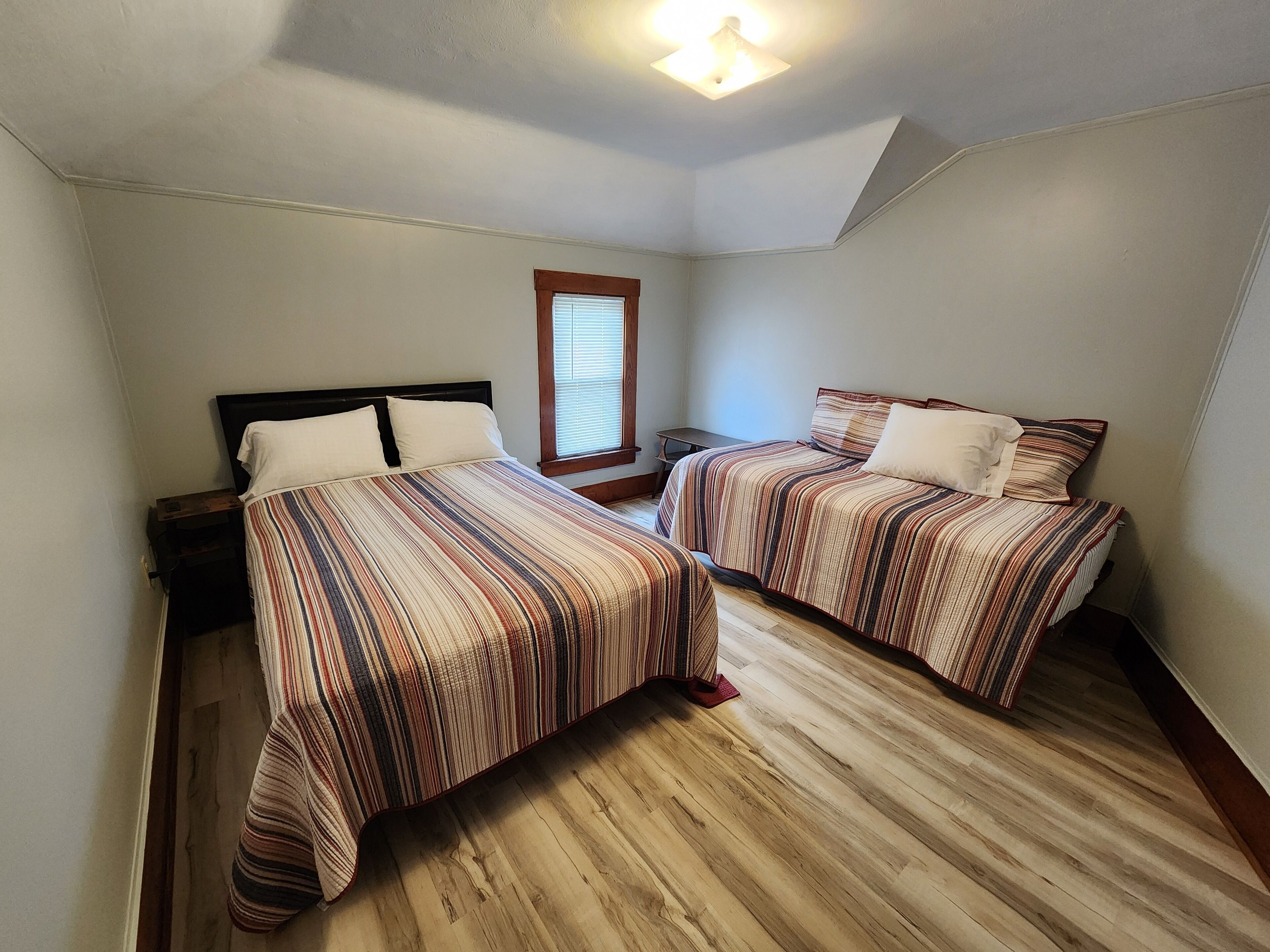 4 bedrooms, free WiFi, bed sheets