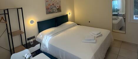 1 bedroom, free WiFi, bed sheets