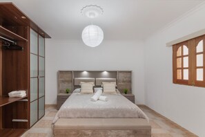 4 bedrooms, iron/ironing board, free WiFi, bed sheets - Vacation Home 'Zoiben' with Mountain View, Private Terrace and Wi-Fi (La aldea de san nicolas)