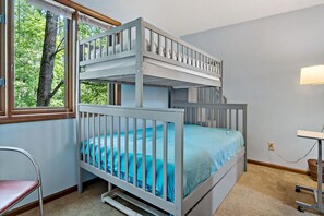 3 bedrooms, WiFi, bed sheets