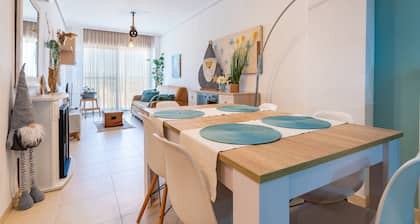 Apartment 'Torre La Sal Mundo Mágico' with Sea View, Wi-Fi and Air Conditioning