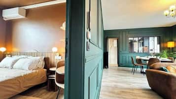 2 bedrooms