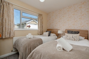 3 chambres, bureau, fer et planche à repasser, Wi-Fi gratuit