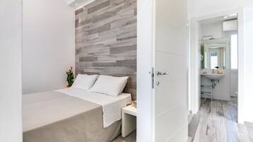 3 bedrooms, iron/ironing board, travel crib, free WiFi