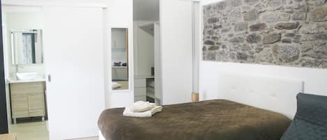 1 Schlafzimmer, Zimmersafe, Bügeleisen/Bügelbrett, Reisekinderbett