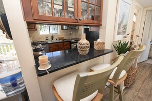 Fridge, microwave, oven, stovetop - Sandpiper Cove Unit 2067 Beach Getaway Destin FL (Destin)