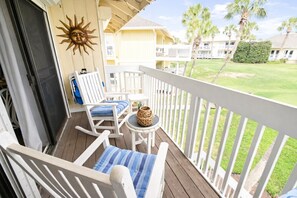 Property grounds - Sandpiper Cove Unit 2067 Beach Getaway Destin FL (Destin)