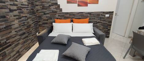 2 Schlafzimmer, Bügeleisen/Bügelbrett, kostenloses WLAN, Bettwäsche