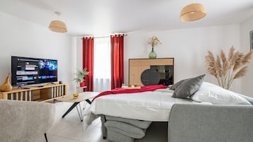 4 chambres, fer et planche à repasser, Wi-Fi gratuit, draps fournis