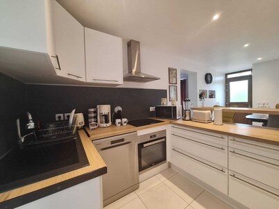 La Rochoise 1 hour from PARIS