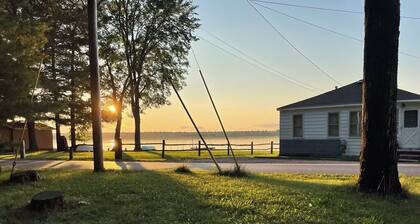 Corner Cottage in East Tawas