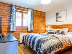 3 間睡房、熨斗/熨衫板、Wi-Fi、床單