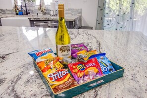 Dining - Bright & Modern Oasis | Spa, Pool, 10min to Strip (Las Vegas)