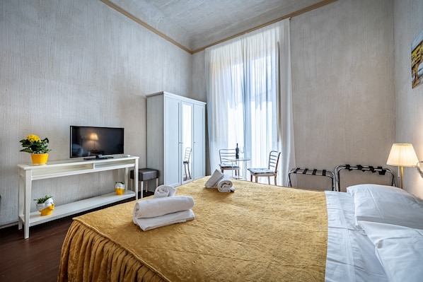Blackout curtains, iron/ironing board, free WiFi