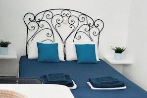 1 chambre, coffres-forts dans les chambres, Wi-Fi gratuit, draps fournis