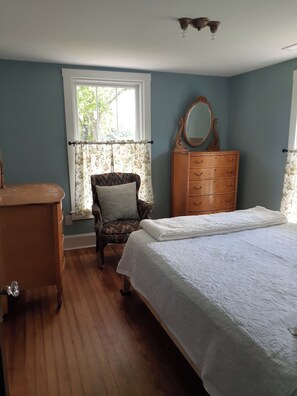 3 quartos, escrivaninha, berço de viagem, Wi-Fi de cortesia