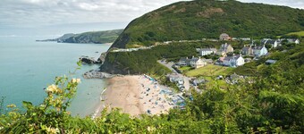 Ty Hen Farm Dairy, Penbryn