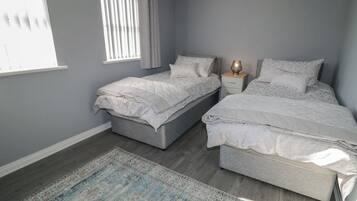 2 bedrooms, individually decorated, individually furnished, free WiFi