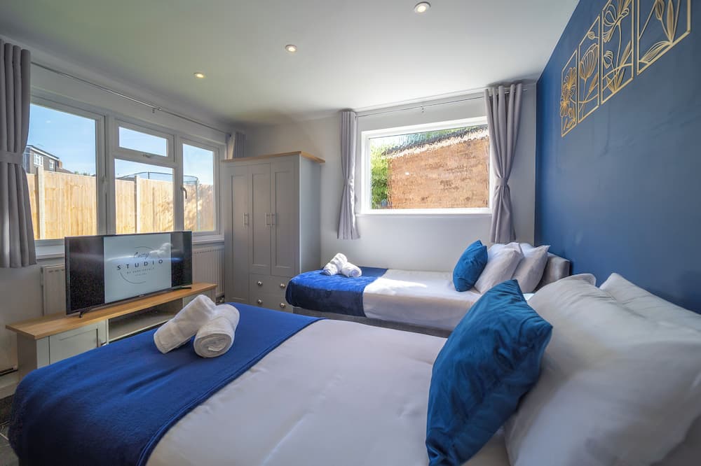 Cozy Garden Studio in St Albans - Piccotts End