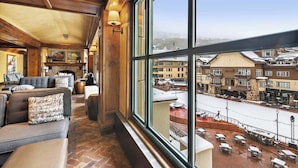 Interior - Hyatt Residence 2052 - 2 Bedroom Residence (Beaver Creek)