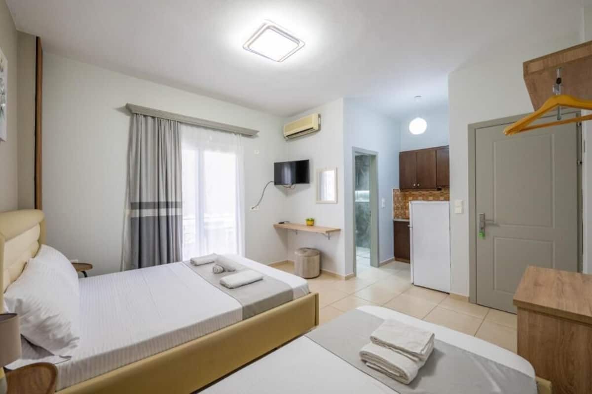 Appartement, balcon, vue ville | 1 chambre, chambres insonorisées, Wi-Fi gratuit