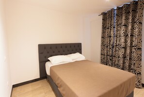 Studio phong cách cổ điển | Truy cập Internet không dây miễn phí 