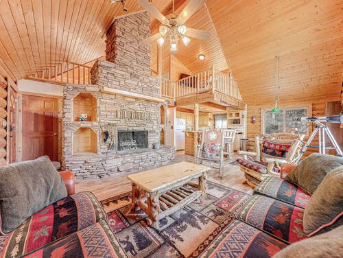 Cozy Mountain Cabin with Loft, Views and Game Room – 3 Min to Lifts!