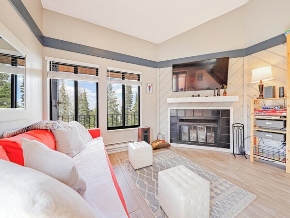 TV connectée, baby-foot, table de tennis de table