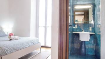 1 Schlafzimmer, BĂŒgeleisen/BĂŒgelbrett, kostenloses WLAN, BettwĂ€sche