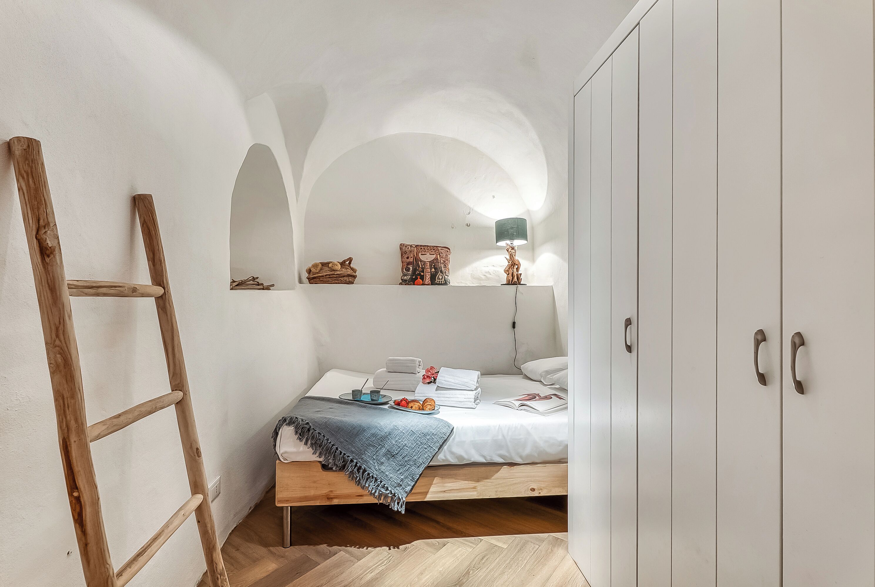 Honeymoon Apartment, Multiple Bedrooms (Boutique Apartment Bucanieri Luxury)