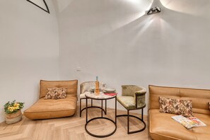 TV connectée de 21 pouces avec chaînes par câble