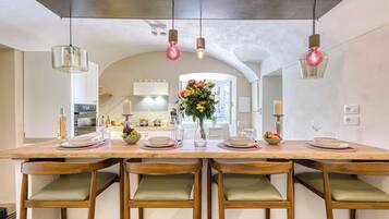 Departamento de luna de miel, 2 habitaciones (Boutique Apartment Casa Del Nobile) | Restaurantes
