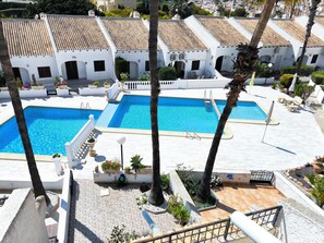 Maison, 3 chambres, balcon, vue piscine | Piscine | Piscine extérieure