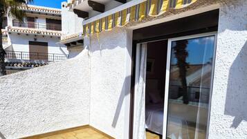 Bungalow, 3 Schlafzimmer, Balkon, Poolblick | Balkon