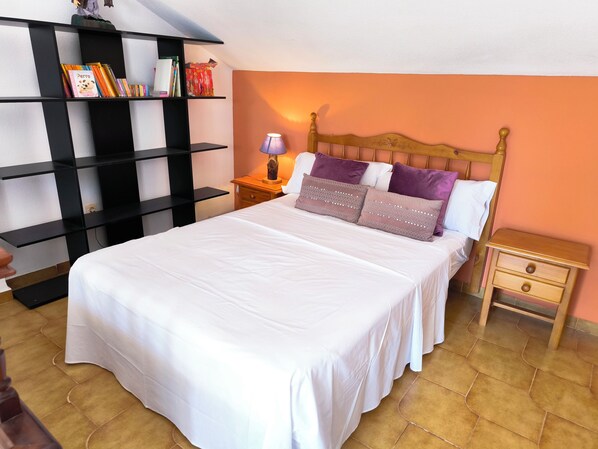 Bungalow, 3 kamar tidur, balkon, pemandangan kolam renang | 3 kamar tidur